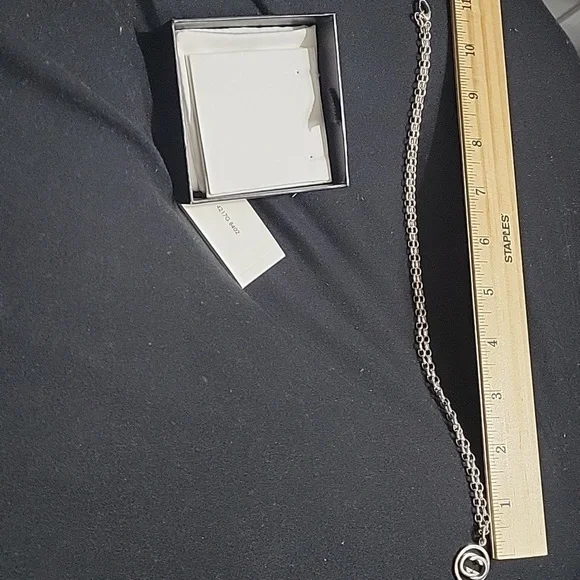 GUCCI GG ON CHAIN EUC